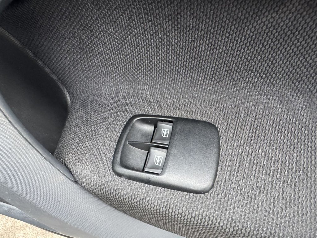 Used smart fortwo 2017 for sale - 77798287: Photo 45