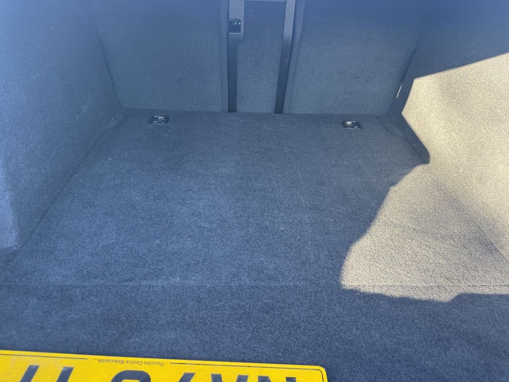 Used Porsche Taycan 2020 for sale - 76826477: Photo 30