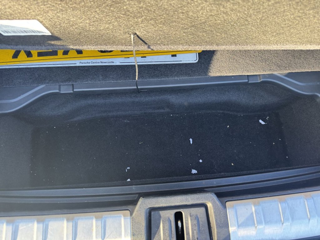 Used Porsche Taycan 2020 for sale - 76826477: Photo 31