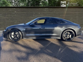 Used Porsche Taycan 2020 for sale - 76826477: Photo