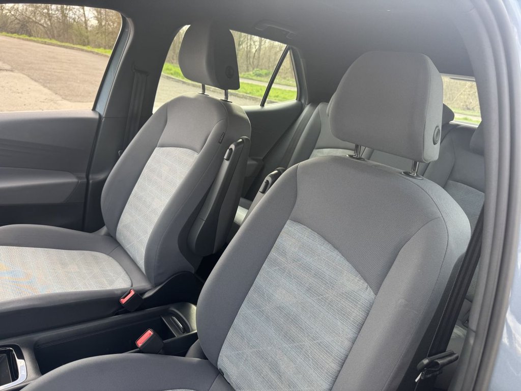Used Volkswagen ID.3 2022 for sale - 76698601: Photo 35
