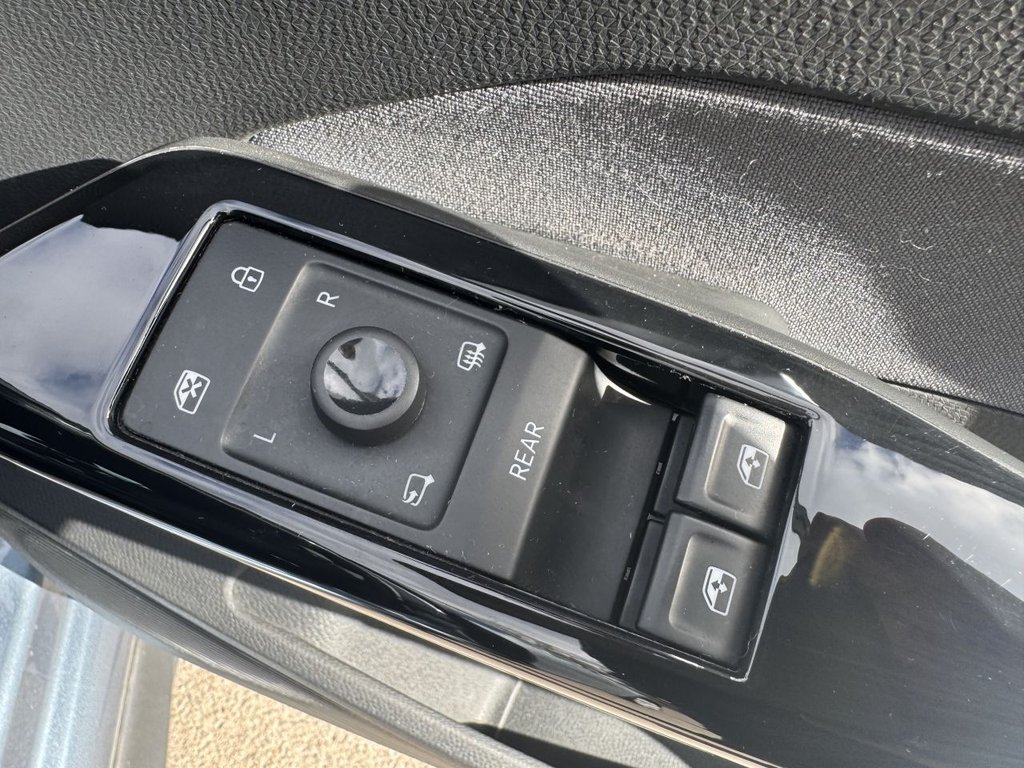 Used Volkswagen ID.3 2022 for sale - 76698601: Photo 43