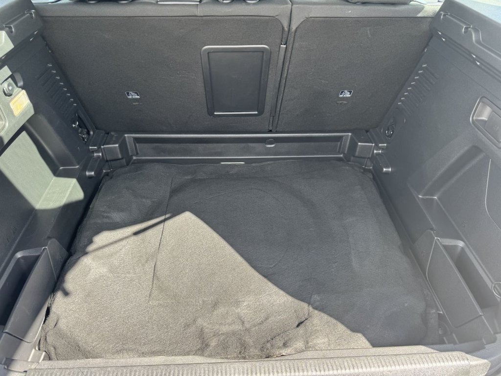 Used Peugeot 3008 2018 for sale - 75613119: Photo 30