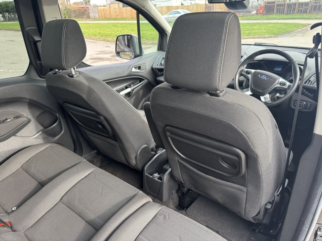 Used Ford Grand Tourneo Connect 2017 for sale - 76901096: Photo 25