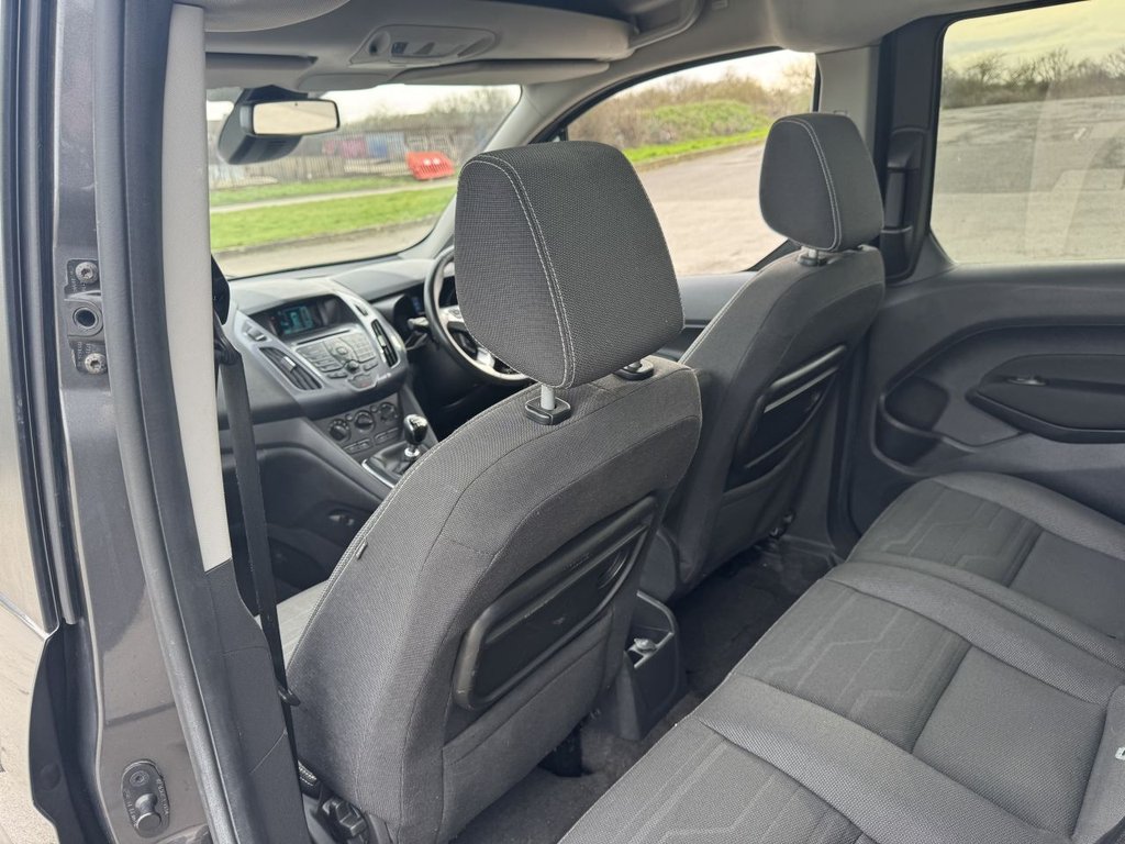 Used Ford Grand Tourneo Connect 2017 for sale - 76901096: Photo 36