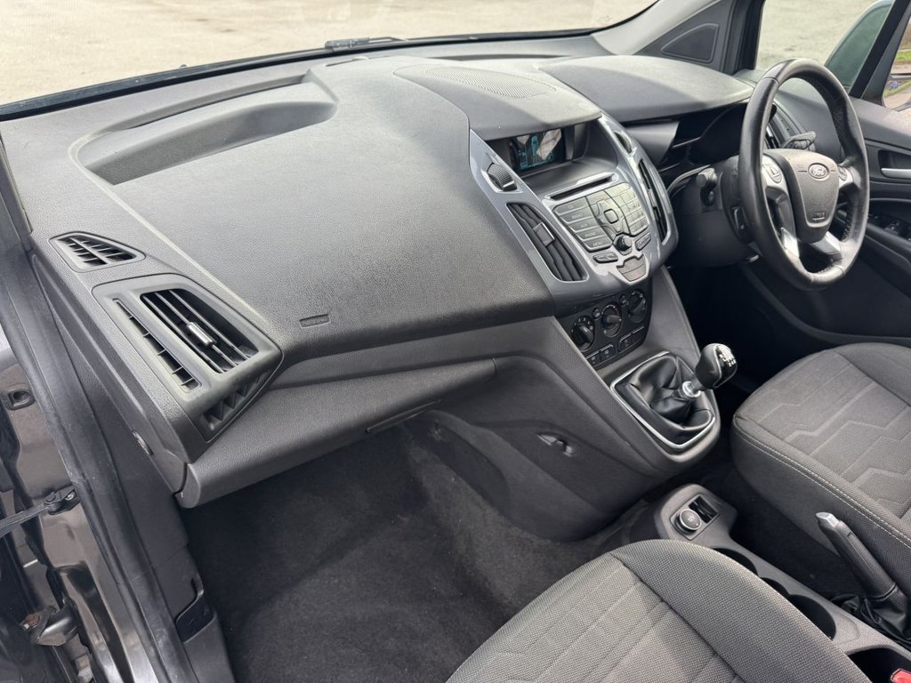 Used Ford Grand Tourneo Connect 2017 for sale - 76901096: Photo 41