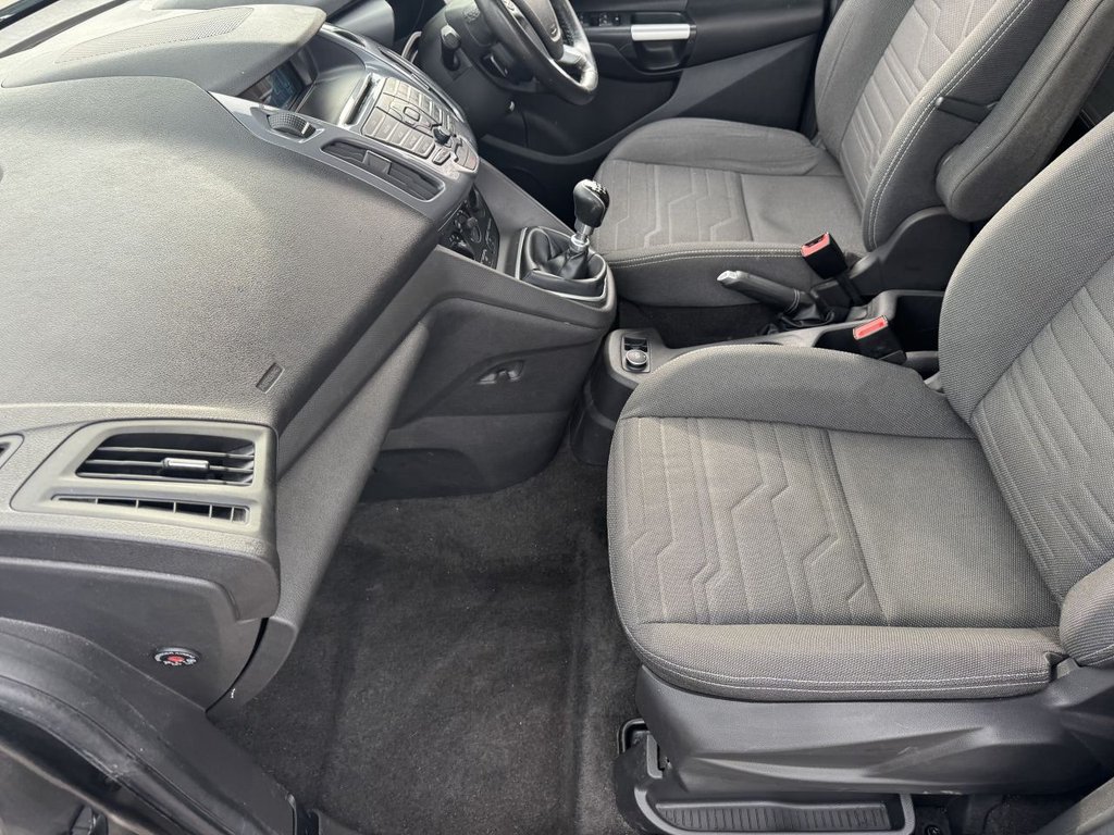 Used Ford Grand Tourneo Connect 2017 for sale - 76901096: Photo 42