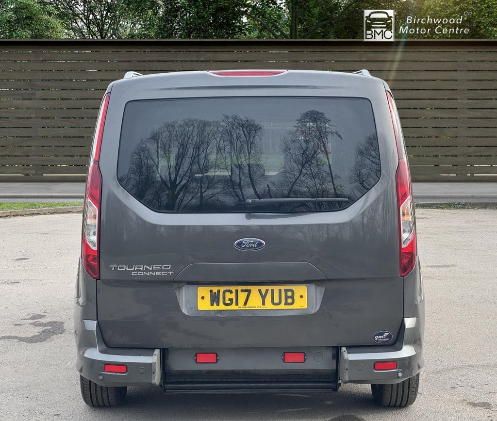 Used Ford Grand Tourneo Connect 2017 for sale - 76901096: Photo 6