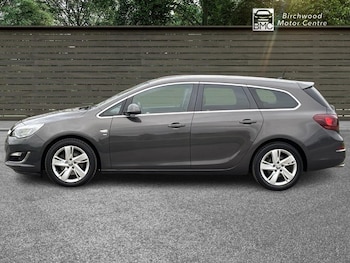 Used Vauxhall Astra 2013 for sale - 77919717: Photo