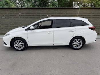 Used Toyota Auris 2015 for sale - 76056988: Photo