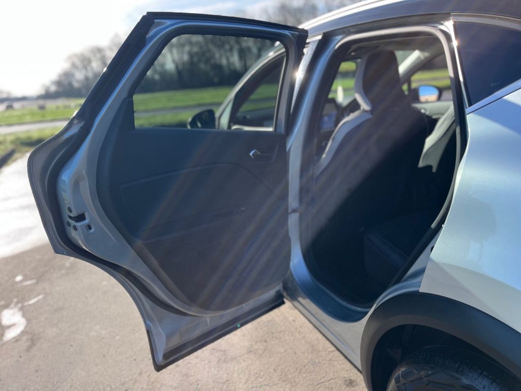 Used Renault Captur 2020 for sale - 75973590: Photo 42