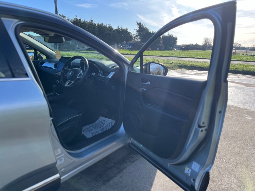 Used Renault Captur 2020 for sale - 75973590: Photo 44
