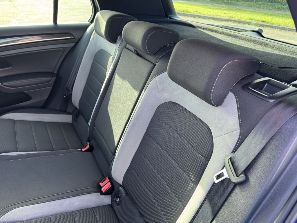 Used Volkswagen Golf 2015 for sale - 76323058: Photo 32