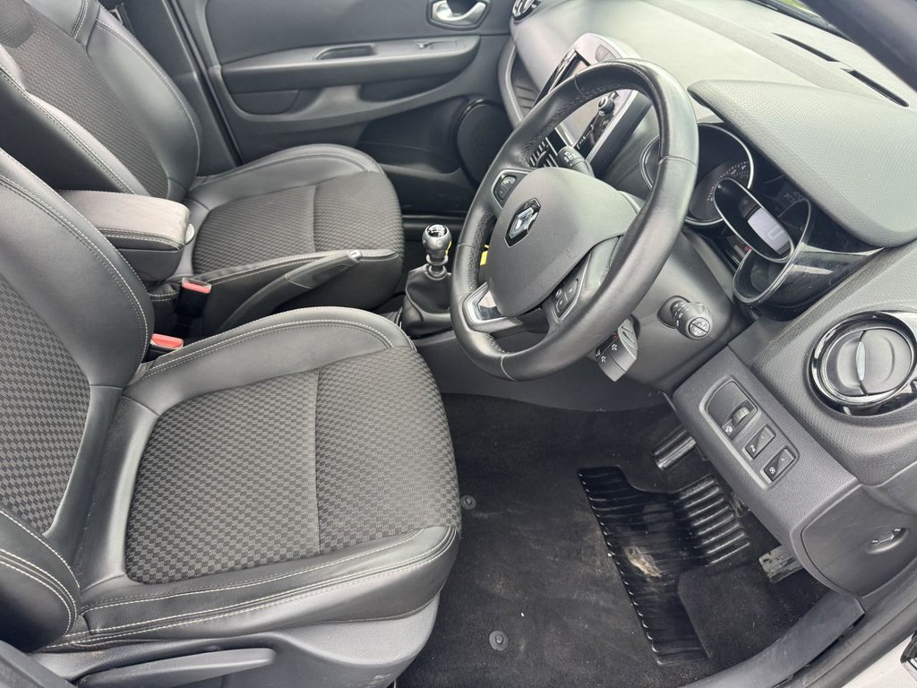 Used Renault Clio 2017 for sale - 77534183: Photo 21