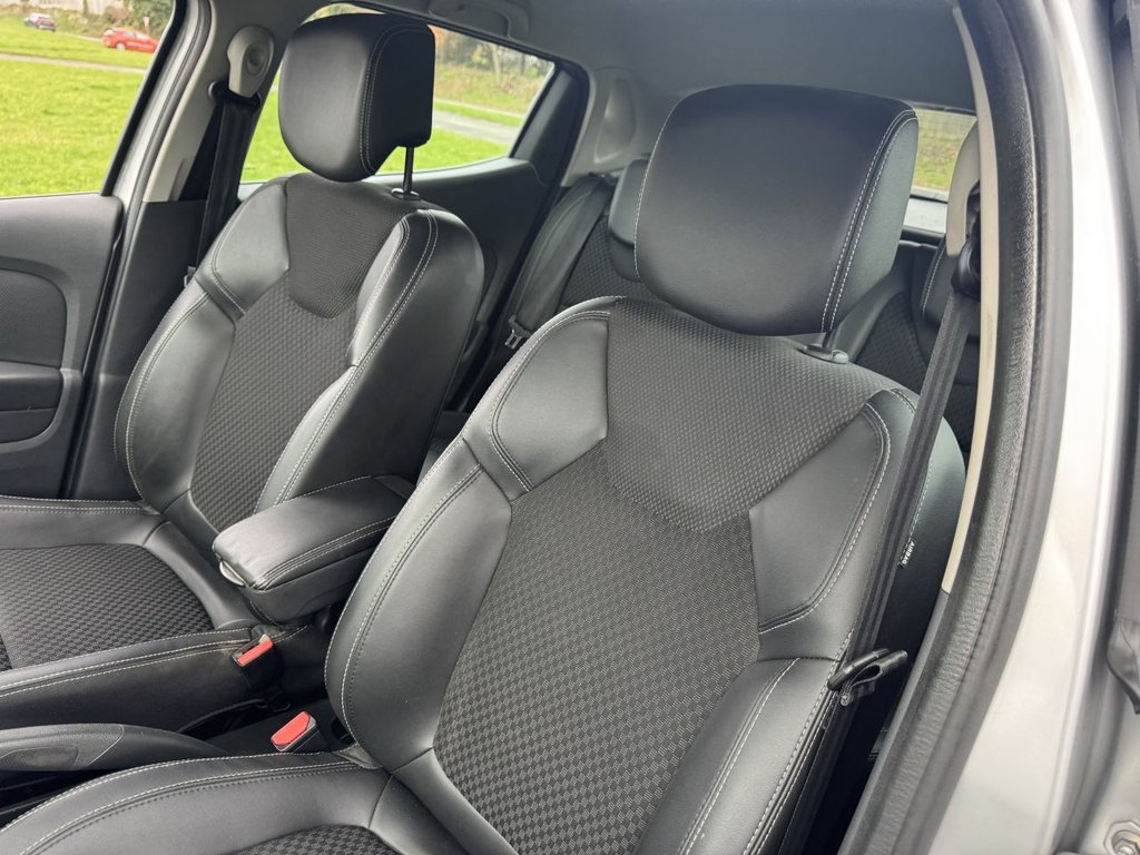 Used Renault Clio 2017 for sale - 77534183: Photo 41