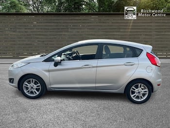 Used Ford Fiesta 2015 for sale - 79709321: Photo