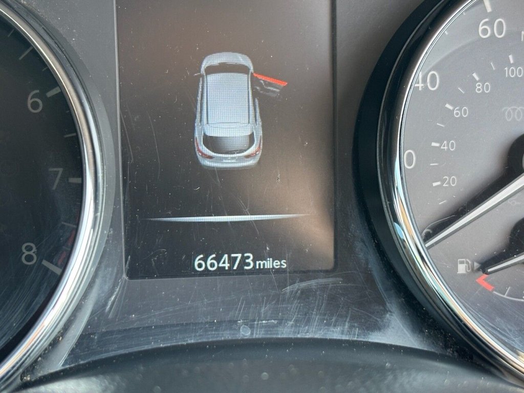 Used Nissan Qashqai 2015 for sale - 77821169: Photo 11