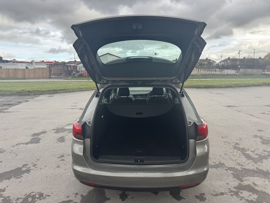 Used Vauxhall Astra 2017 for sale - 76216807: Photo 25