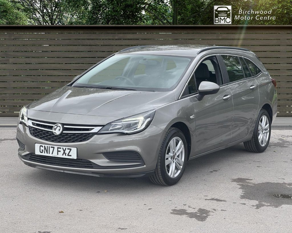 Used Vauxhall Astra 2017 for sale - 76216807: Photo 3