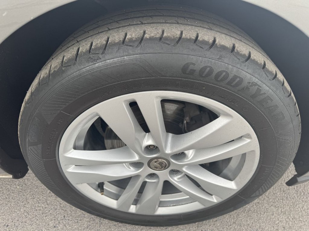 Used Vauxhall Astra 2017 for sale - 76216807: Photo 40