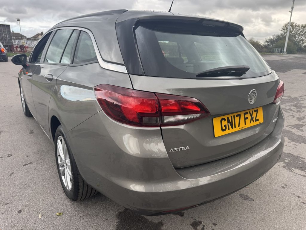 Used Vauxhall Astra 2017 for sale - 76216807: Photo 42