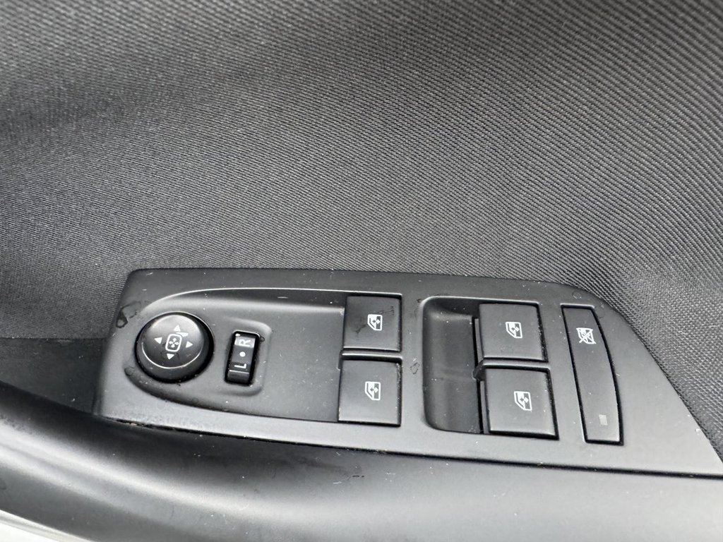 Used Vauxhall Astra 2017 for sale - 76216807: Photo 44