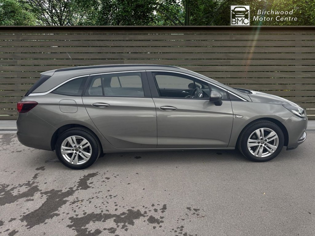 Used Vauxhall Astra 2017 for sale - 76216807: Photo 8