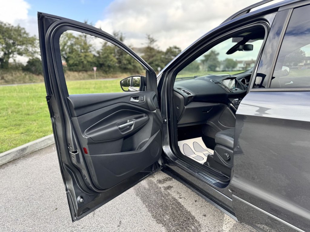 Used Ford Kuga 2017 for sale - 77520677: Photo 18