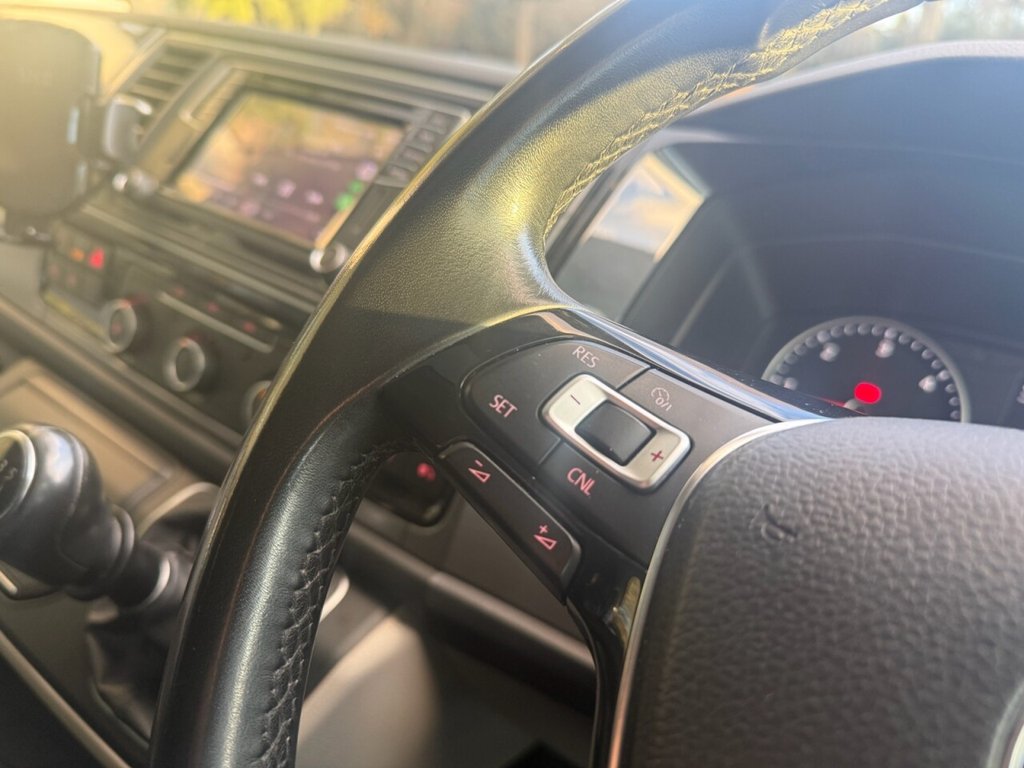 Used Volkswagen Transporter 2017 for sale - 77898943: Photo 20