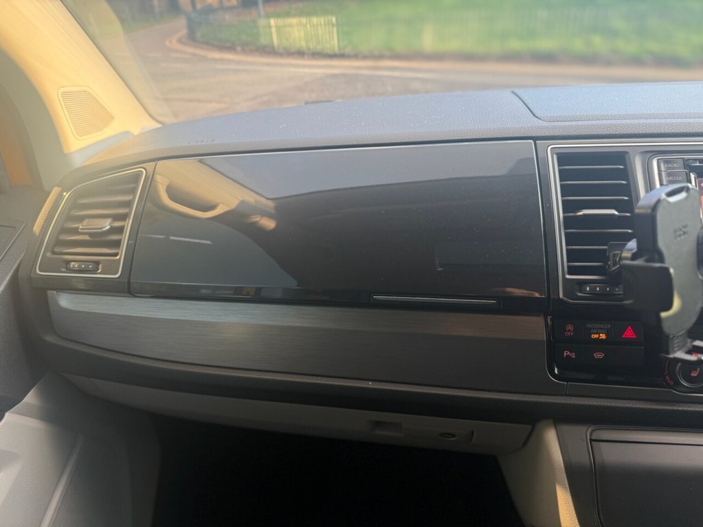 Used Volkswagen Transporter 2017 for sale - 77898943: Photo 22