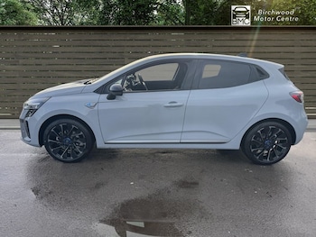 Used Renault Clio 2024 for sale - 78444206: Photo