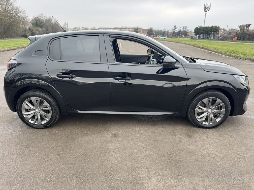 Used Peugeot E-208 2022 for sale - 77139965: Photo 17