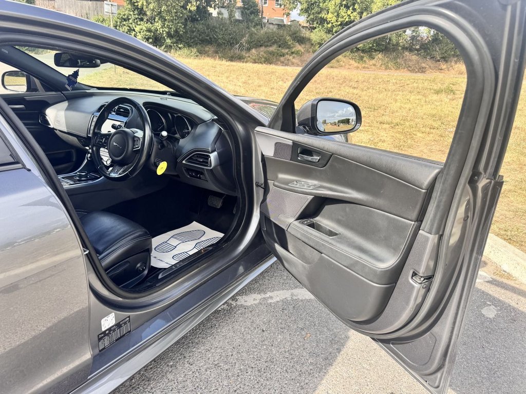 Used Jaguar XE 2016 for sale - 77821015: Photo 10