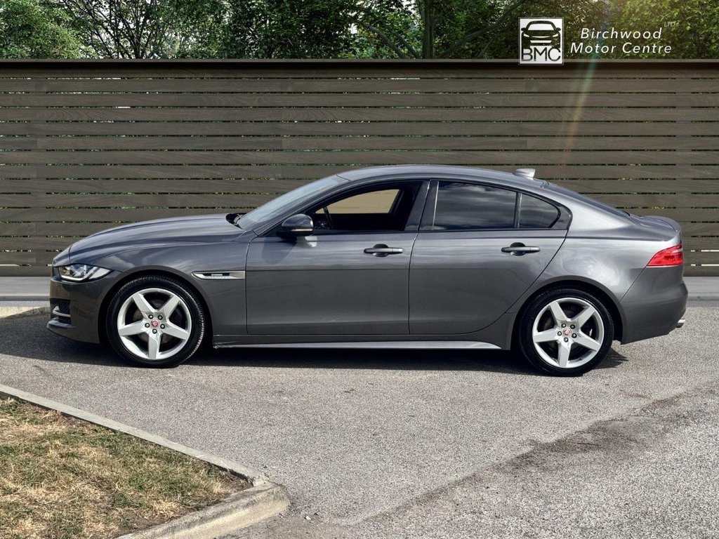 Used Jaguar XE 2016 for sale - 77821015: Photo 4