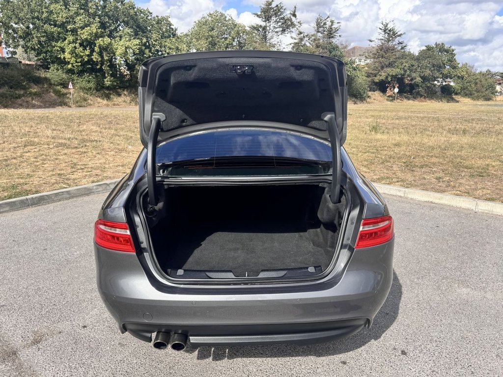 Used Jaguar XE 2016 for sale - 77821015: Photo 40