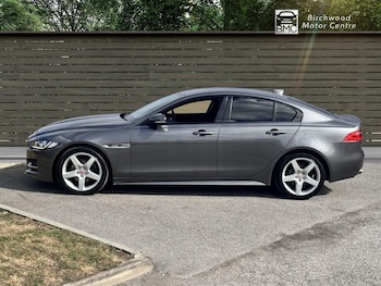 Used Jaguar XE 2016 for sale - 77821015: Photo