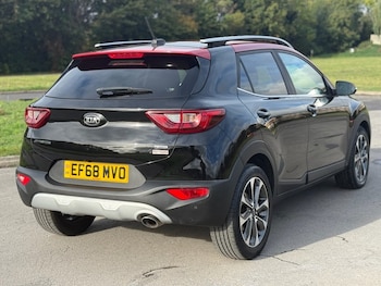 Used Kia Stonic 2018 for sale - 76291770: Photo