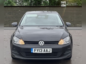 Used Volkswagen Golf 2013 for sale - 76703773: Photo