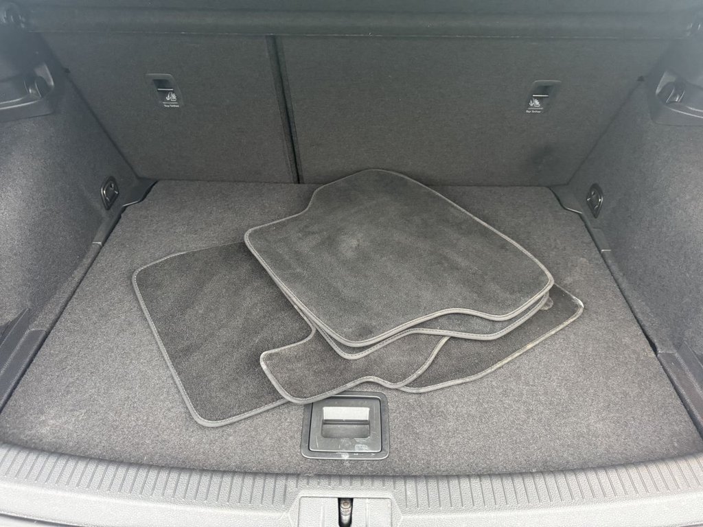 Used Volkswagen Golf 2013 for sale - 76703773: Photo 30