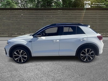 Used Volkswagen T-Roc 2023 for sale - 78401528: Photo