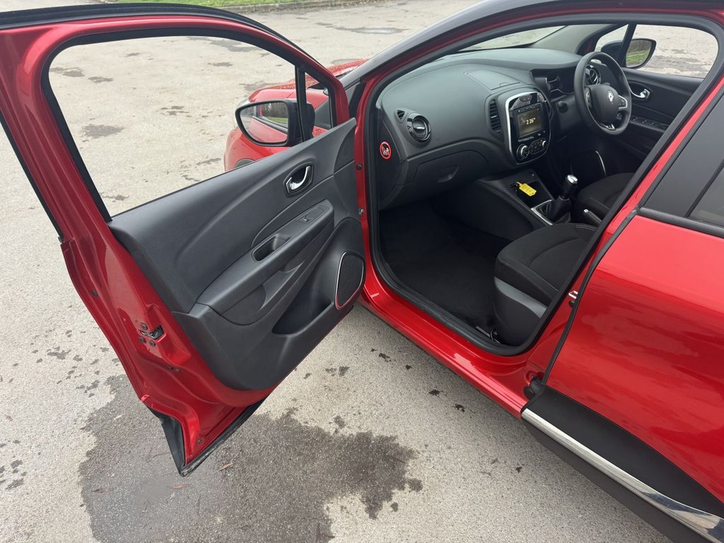 Used Renault Captur 2019 for sale - 76999218: Photo 40