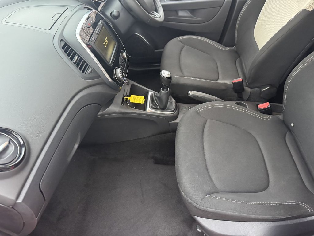 Used Renault Captur 2019 for sale - 76999218: Photo 42