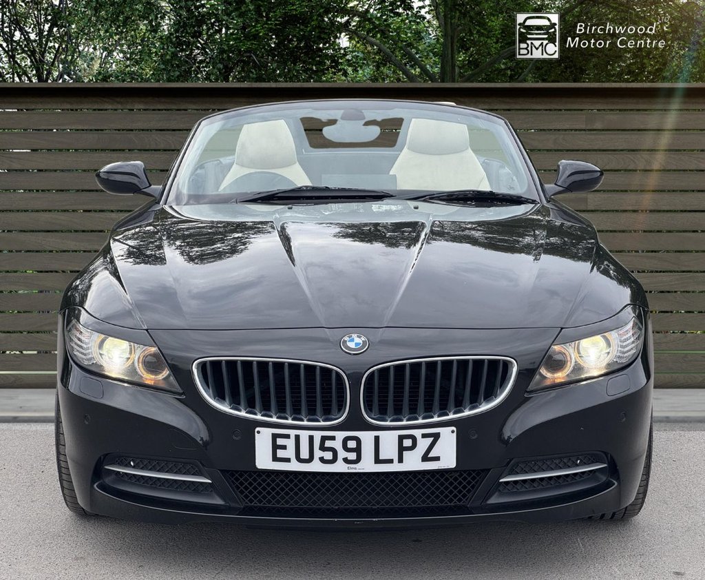 Used BMW Z4 2009 for sale - 76028922: Photo 2