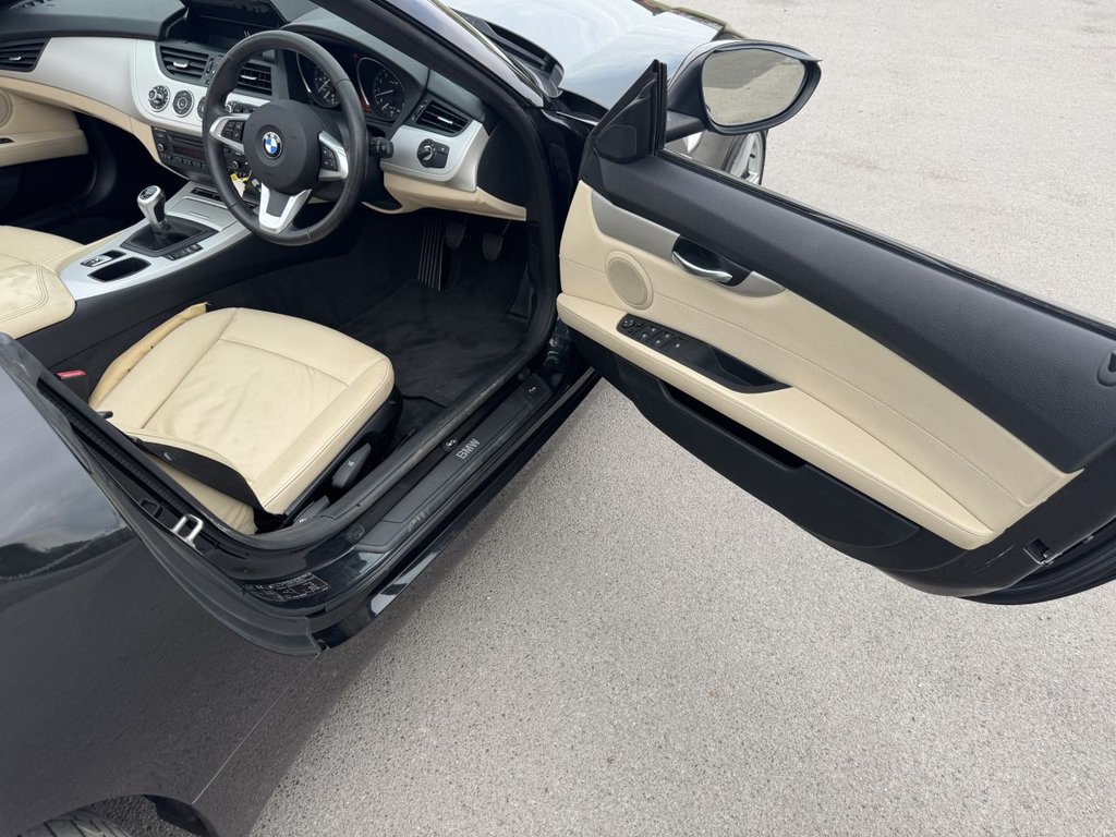 Used BMW Z4 2009 for sale - 76028922: Photo 24