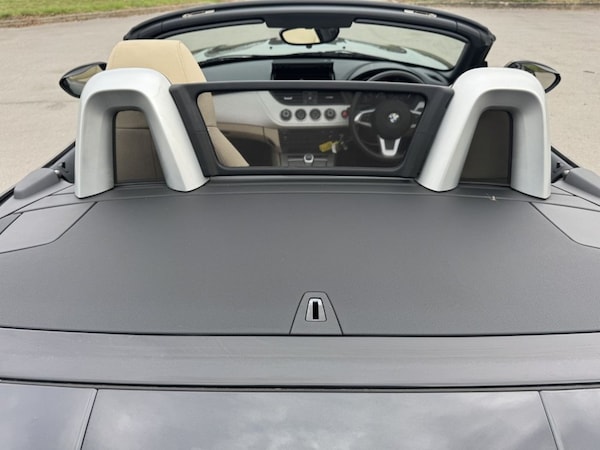Used BMW Z4 2009 for sale - 76028922: Photo 32