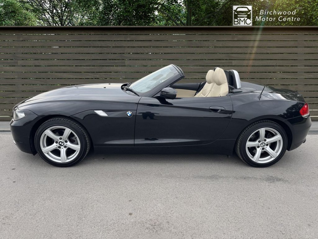 Used BMW Z4 2009 for sale - 76028922: Photo 4
