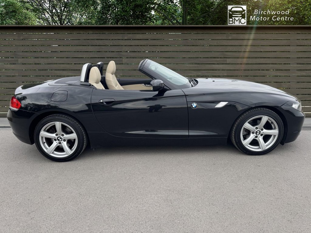 Used BMW Z4 2009 for sale - 76028922: Photo 8