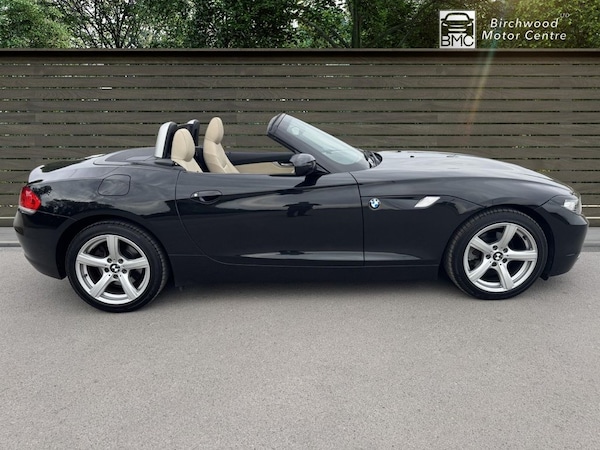 Used BMW Z4 2009 for sale - 76028922: Photo 8