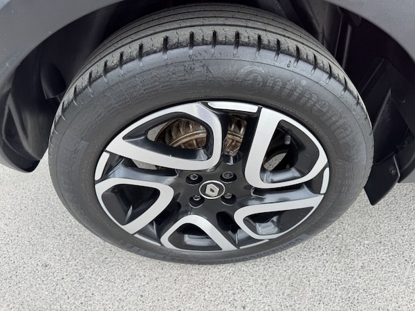 Used Renault Captur 2018 for sale - 75411409: Photo 37