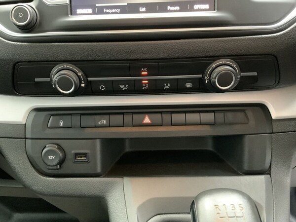 Used Vauxhall Vivaro 2021 for sale - 74367643: Photo 20
